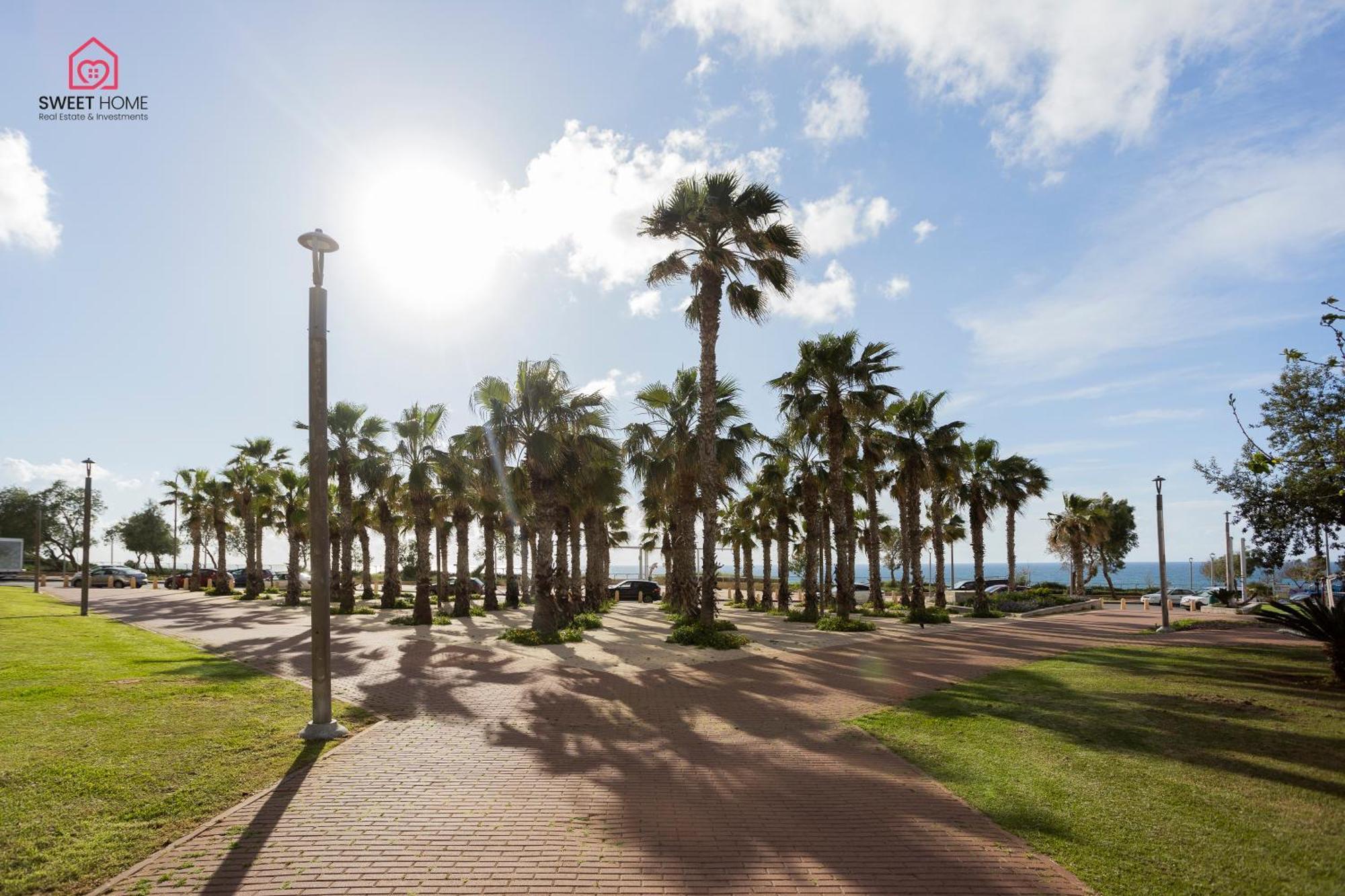 Luxury Apartments' In Netanya Exteriör bild